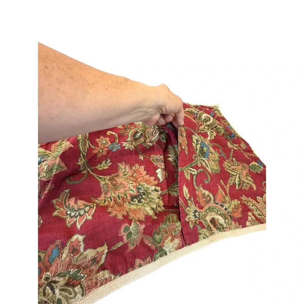 CHAPS Comforter Set with 2 Pillow Shams & Bedskirt Traditional Botanical Queen